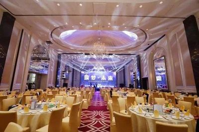 筑夢(mèng)未來(lái)——佰仟租賃五周年慶典圓滿落幕